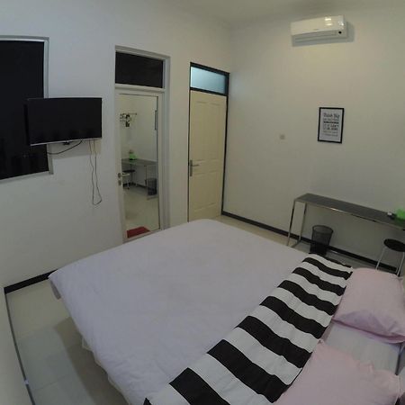 Mess Inn Semarang Exteriér fotografie