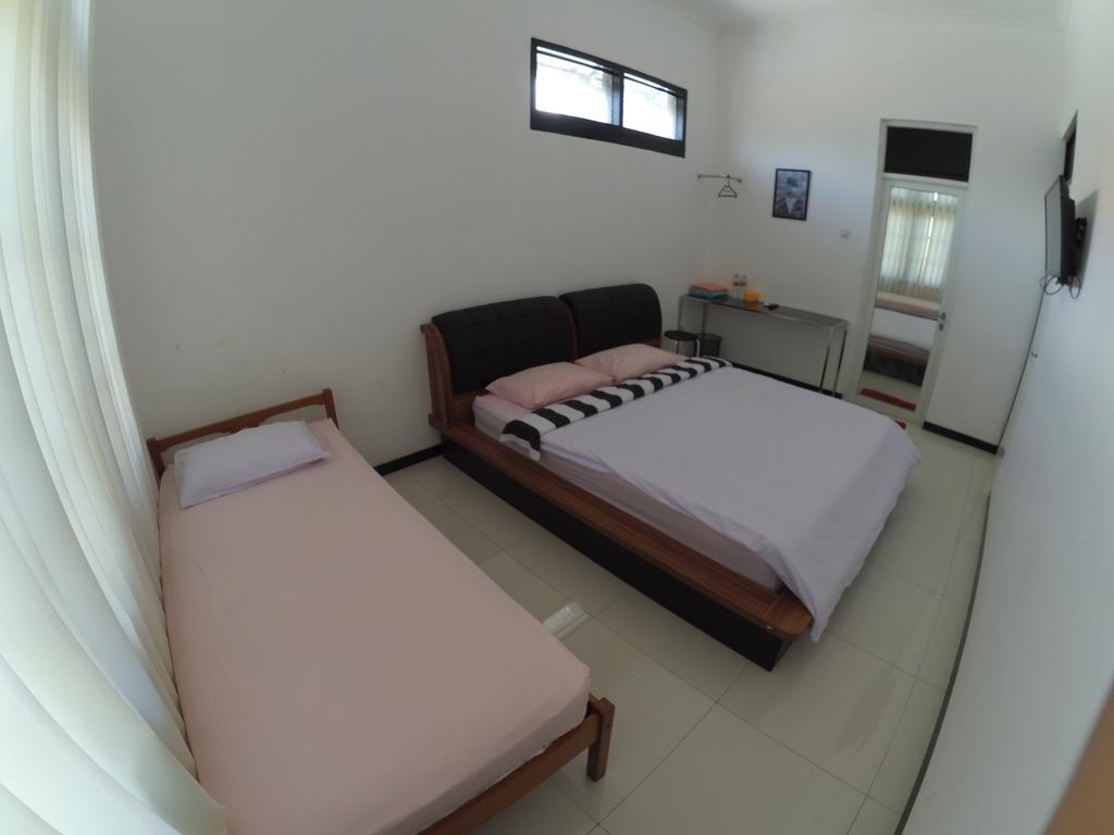 Mess Inn Semarang Exteriér fotografie