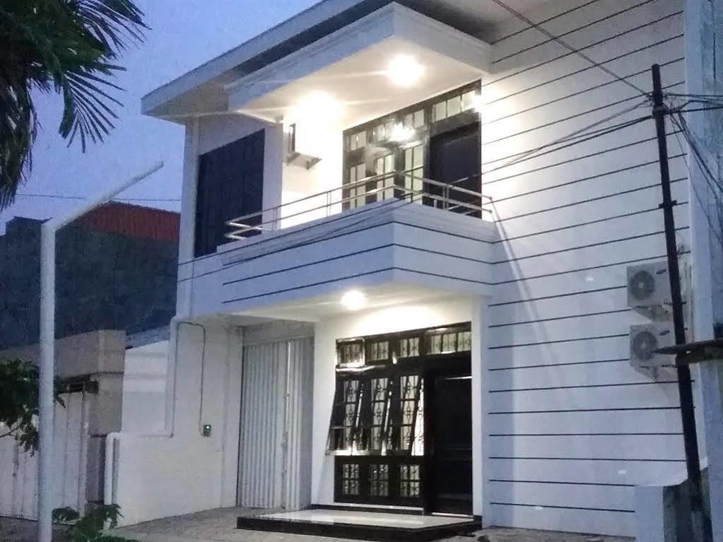 Mess Inn Semarang Exteriér fotografie